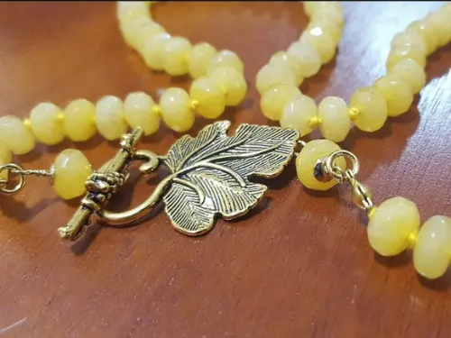 Colar de Jade Amarelo