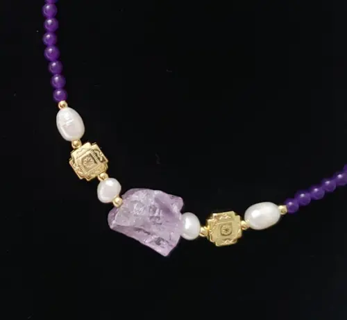 Colar de Jade Roxo e Ametista