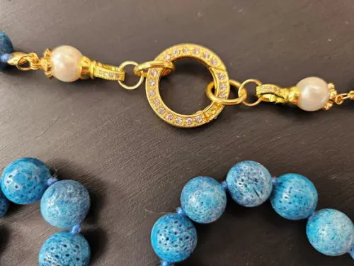 Colar de Pedra Coral Azul Turquesa