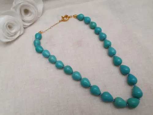 Colar De Pedra Howlita Azul Turquesa