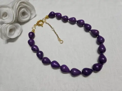 Colar de Pedras Naturais Howlita Roxo