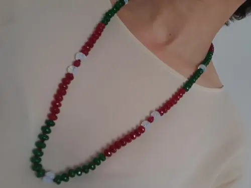 Colar de Pedras Naturais Jade Rubi e Verde