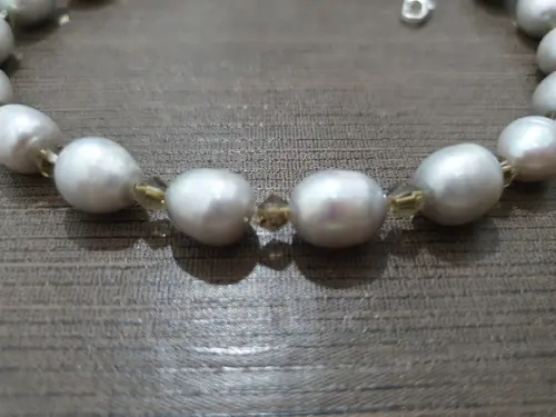 Colar de Pérolas Naturais Prata e Cristal Fume