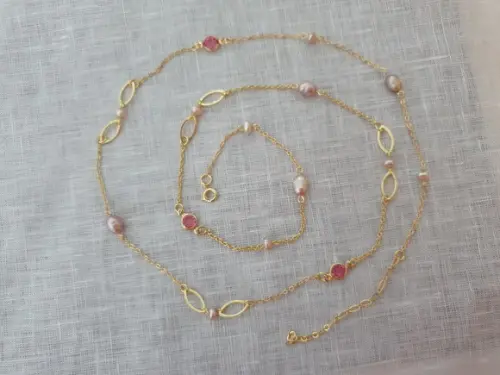 Colar de Pérolas Rose e Cristal Rubi