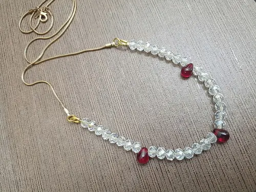 Colar Dourado Banhado com Cristal Rubi e Incolor