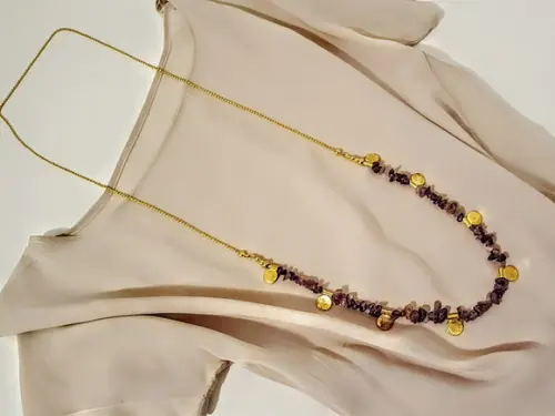 Colar Dourado de Pedras Naturais Ametista