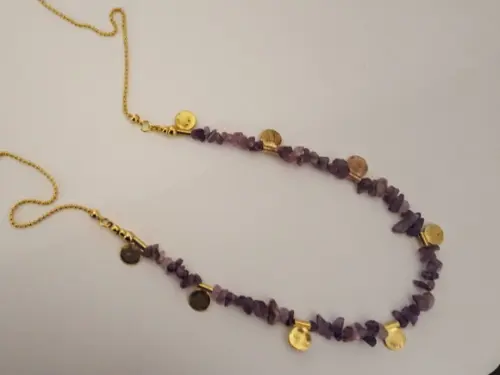 Colar Dourado de Pedras Naturais Ametista