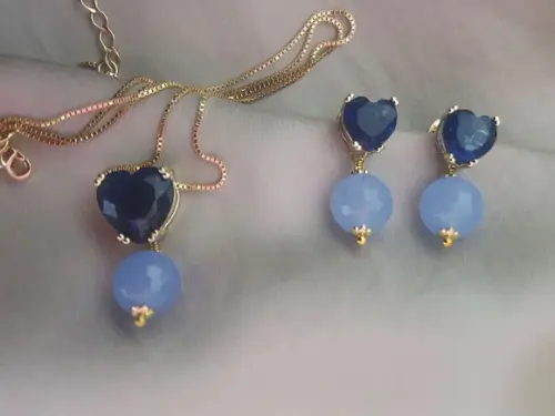 Conjunto de Colar e Brinco com Cristal e Pedra Natural Jade