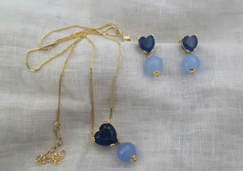 Conjunto de Colar e Brinco com Cristal e Pedra Natural Jade