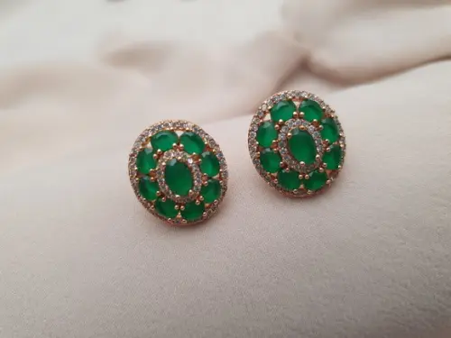 Conjunto de Colar e Brinco com Cristal Verde e Zircônias