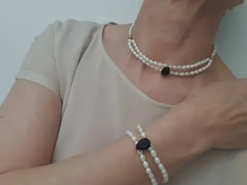Conjunto de Pulseira Colar Banhado Duplo de Pérolas Naturais