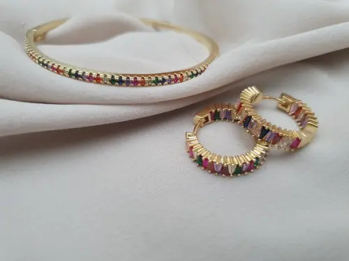 Conjunto De Pulseira E Brincos Com Cristais Coloridos