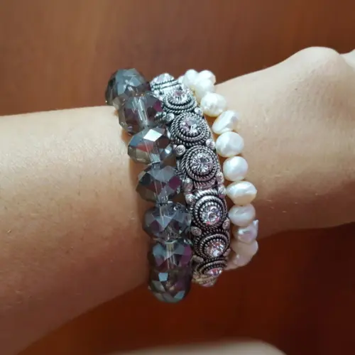 Conjunto de Pulseiras com Cristais e Pérolas