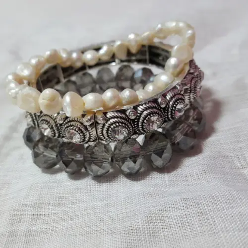 Conjunto de Pulseiras com Cristais e Pérolas