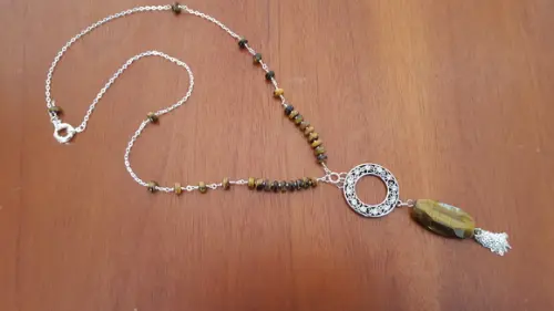 Corrente banhada a Prata com Pedras Naturais Olho de Tigre