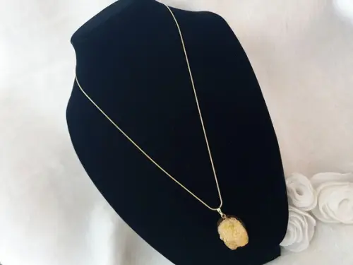 Corrente Com Drusa Natural Amarela