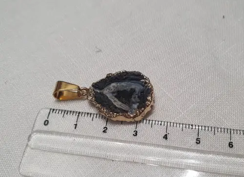 Pingente de Drusa Bruta Cinza Ii
