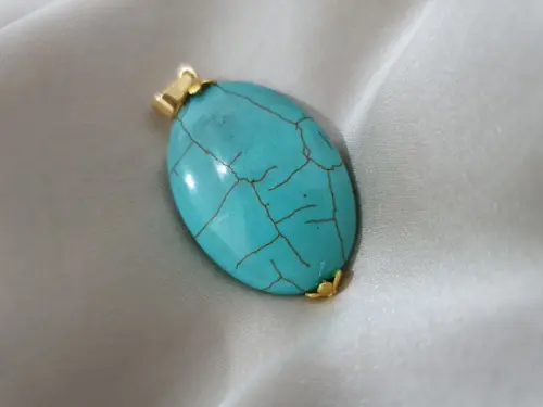 Pingente de Pedra Hawlita Turquesa Azul