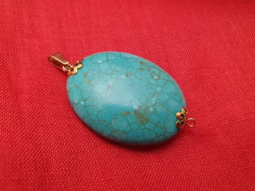 Pingente de Pedra Natural Howlita Azul Turquesa