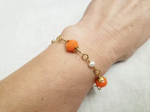 Pulseira Banhada com Cristais Laranja e Pérolas Naturais