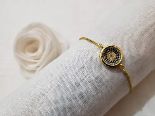 Pulseira Banhada com Mandala de Cristais