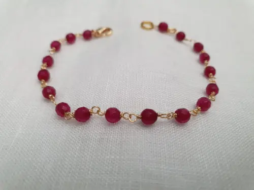 Pulseira Banhada com Pedras Naturais Jade Rubi