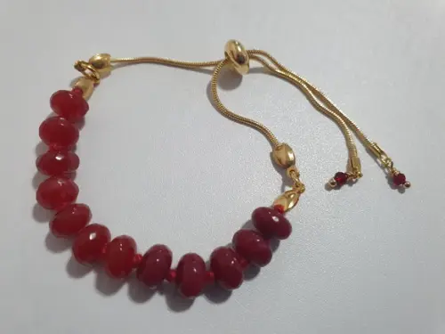 Pulseira Banhada com Pedras Naturais Jade Rubi
