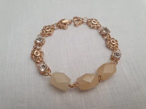 Pulseira Banhada De Pedras Naturais Jade E Cristal