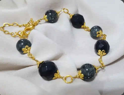 Pulseira de Cristal Fusion Cinza com Pedras Naturais Ônix