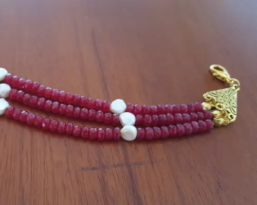 Pulseira de Jade Rubi e Pérolas Naturais