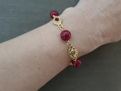 Pulseira de Pedra Natural Jade Rubi
