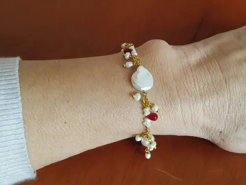 Pulseira de Pedras Jade Rubi e Pérolas Naturais