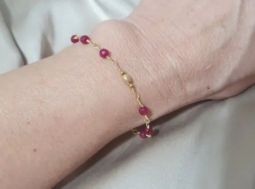 Pulseira de Pedras Naturais Jade Rubi