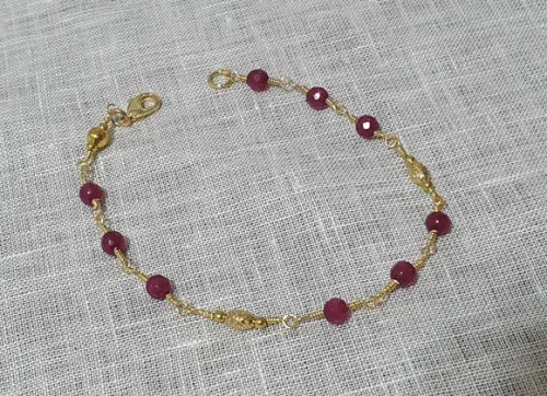 Pulseira de Pedras Naturais Jade Rubi