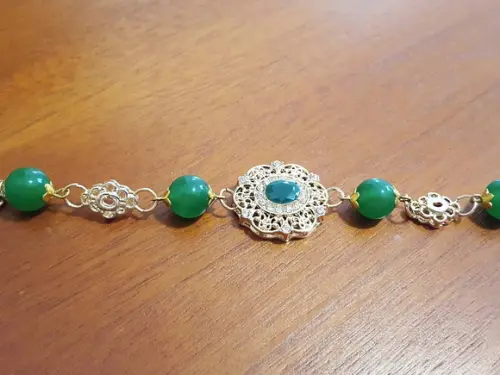 Pulseira de Pedras Naturais Jade Verde e Cristais