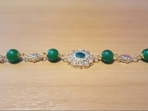 Pulseira de Pedras Naturais Jade Verde e Cristais