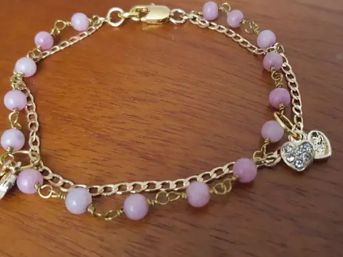 Pulseira de Pedras Naturais Morganite e Corações