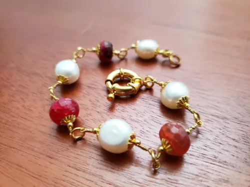 Pulseira de Pérolas de Água Doce com Pedra Natural Ágata