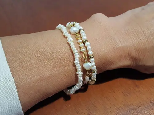 Pulseira de Pérolas Naturais com Fecho Magnético