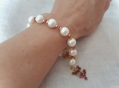 Pulseira de Pérolas Naturais e Jade Rubi Semijoia