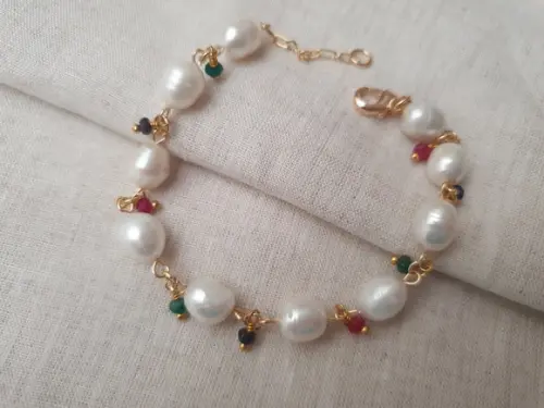 Pulseira de Pérolas Naturais e Jade Rubi Semijoia