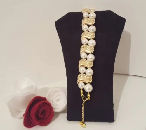 Pulseira De Pérolas Shell Off White