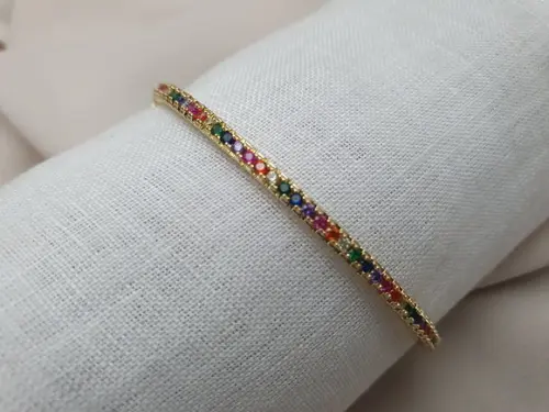 Pulseira Delicada Dourada Com Cristais Coloridos