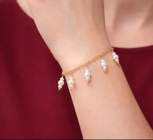 Pulseira Dourada Banhada com Pérolas Naturais - Semijoia