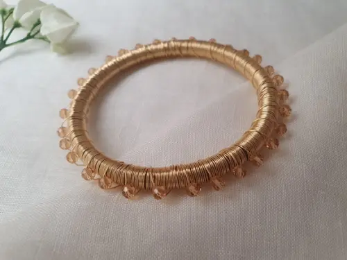 Pulseira Dourada com Cristais Citrino