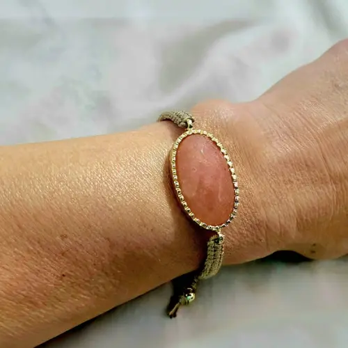 Pulseira Dourada com Pedra Natural Jade