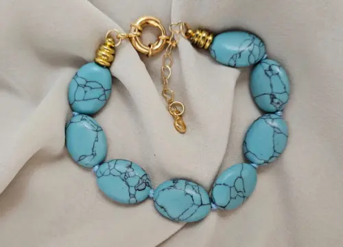 Pulseira Dourada de Pedra Natural Hawlita Azul