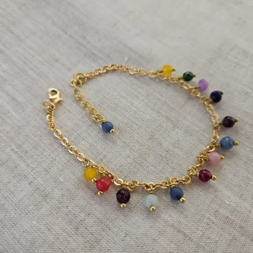 Pulseira Dourada de Pedras Naturais Coloridas