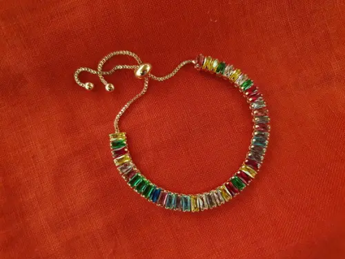 Pulseira Riviera Dourada com Cristais Coloridos