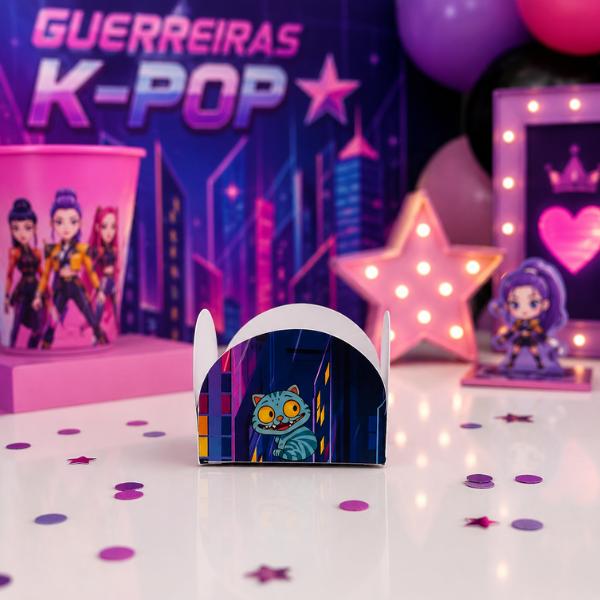 Forminha para Doce Festa Lembrancinha Aniversario Guerreiras K-po